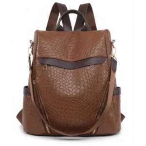 Mochila convertible de eco-cuero Siena en color coñac con textura de cocodrilo, vista frontal - Porte Italia.